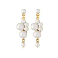  Cordelia Pearl Romance Earring