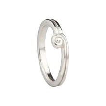  Wave Petite Ring